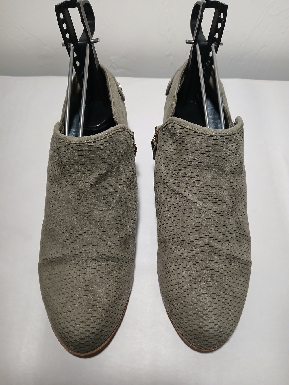 Dr. Scholl's Women's Olive Green Faux-Suede Comfort Low Block Heel Booties 7.5M